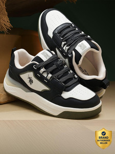 U.S. POLO ASSN. VANDER Men's Black Sneakers - Image 6