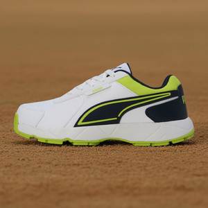 PUMA Cricket Strike Cricket Shoes For Men