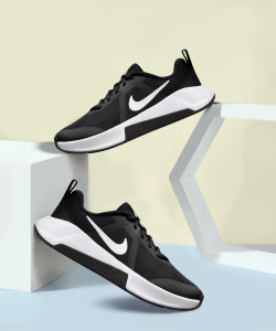 NIKE W NIKE MC TRAINER 3 Training & Gym Shoes For Women
