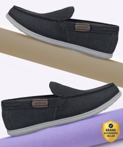 WOODLAND Men's Lightweight Slip-On Casuals - Image 6