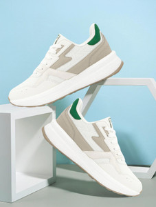 RED TAPE ETPU Lifestyle Sneakers for Men, Red - Image 6