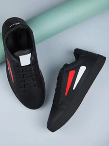 Nike shoes price 2000 to 3000 flipkart store