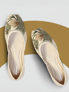CATBIRD Handmade Peacock feather Embroidered Punjabi Mojari Jutis Jutis For Women