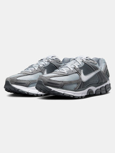 NIKE NIKE ZOOM VOMERO 5 Sneakers For Men