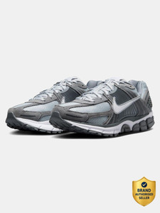 NIKE NIKE ZOOM VOMERO 5 Sneakers For Men