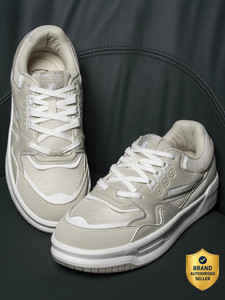 RED TAPE Men's Red Lifestyle Sneakers - Image 6