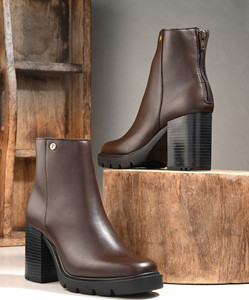 El Paso EL PASO Women Brown Faux Leather Casual Chelsea Boots Boots For Women