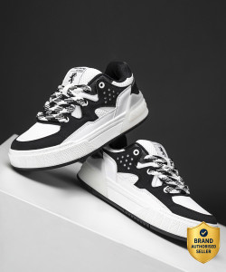 RED TAPE Men's Red Casual Sneakers - Image 6