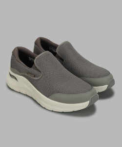 Skechers ARCH FIT 2.0 - VALLO Walking Shoes For Men