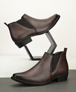 Roadster Men Solid Colour High Ankle Length Slip-On Boots Boots For Men