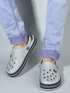 CARLTON LONDON Grey Solid Slip-On Men Clogs Clogs For Men