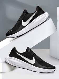 NIKE Revolution 8 Running Shoes For Men