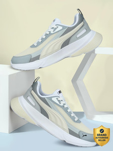 PUMA Rungryp Sneakers for Men Gray - Image 6