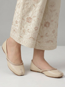 CATBIRD Punjabi Traditional Ethnic Nagra Mojari Jutis For Women
