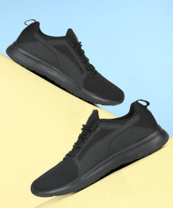 buy puma sports shoes