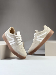 Roadster Sneakers For Men