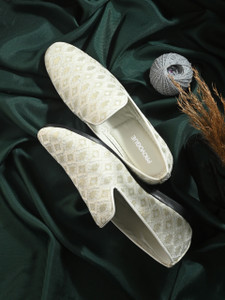 PROVOGUE Ethnic Wear Comfortable Slip On For Men