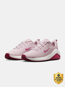 NIKE W AIR ZOOM BELLA 7 Training & Gym Shoes For Women