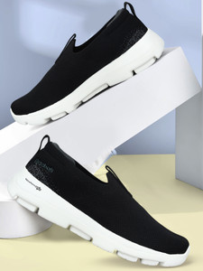 REEBOK WALK EXPLORE DALEY Running Shoes For Men