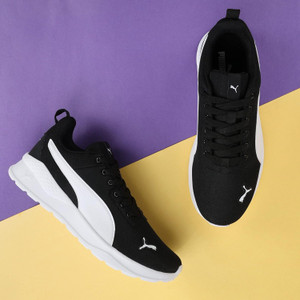 PUMA Radcliff Walking Shoes For Men