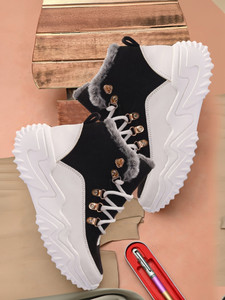 Longwalk Women Zig Zag Chunky Style Fur Boot for Girl's Boots For Women