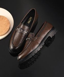 MACTREE Men Brown Loafers - Image 6