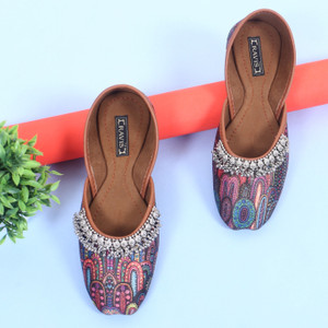 tripple patti Rajasthani Embroidered Jaipuri Jutis For Women