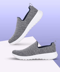 Skechers Shoes Upto 50 to 80 OFF on Skechers Shoes Online For