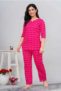 SAGAR & SONS Women Printed Pink Top & Pyjama Set