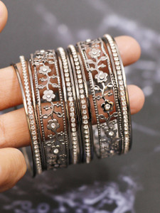 Honbom Metal, Stone, Alloy Bangle Set