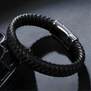 Karishma Kreations Leather Bracelet