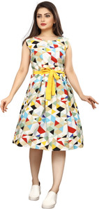 fashionwrld Women Fit and Flare Multicolor Knee Length Dress