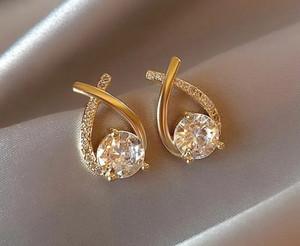 ALONZO SKJWEL10 Swarovski Crystal, Diamond, Crystal, Swarovski Zirconia, Zircon, White Zircon Crystal, German Silver, Metal, Stone Stud Earring