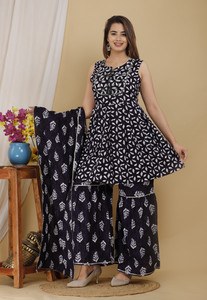Karvika Women Kurta Sharara Dupatta Set