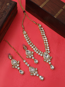 STYYLO FASHION Alloy Gold-plated White, Gold Jewellery Set
