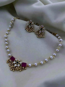 ARADHEMA Alloy Gold-plated White, Pink Jewellery Set