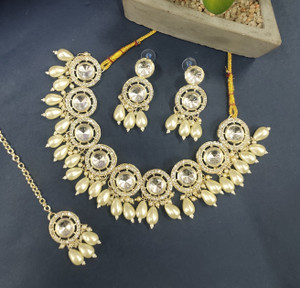 Rhymee Alloy Gold-plated White Jewellery Set