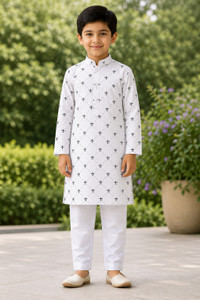 VRUNDA FASHION CLUB Boys Wedding, Festive & Party Kurta and Pyjama Set