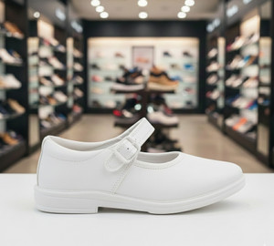Shoegears Girls Velcro School Shoes