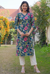 VBUYZ Women Floral Print Straight Kurta