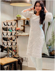 ZAZADIYA ENTERPRISE Women Chikan Embroidery Straight Kurta