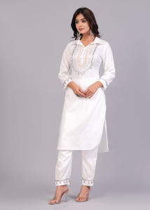 Kallolini Women Kurta Palazzo Set