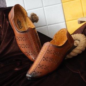 ERIX Stylish/Party Wear/ Ethnic/Casual/Light Weight/Trending/Fancy/jutis/nagra Slip On For Men