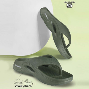BERSACHE Men Green Slippers - Image 6