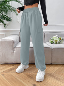 Aahwan Relaxed Women Grey Trousers