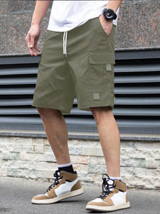Pitzz Solid Men Green Cargo Shorts