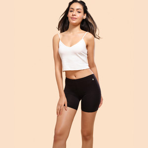 Enamor Solid Women Black Cycling Shorts