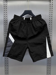 Lripsome Color Block Men Black Casual Shorts