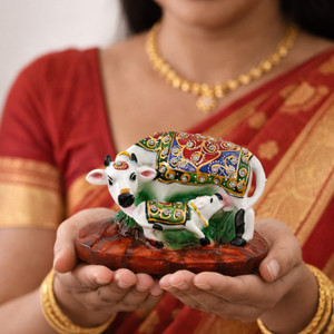 Rjkart kamdhenu Cow and Calf Idol डेकोरेटिव शोपीस - 7.63 cm
