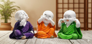 Miss Peach Handicraft Religious Idols of laughing buddha Statue For Home Decor|Laughing Buddha Idols|buddha statue in Religious Idols|Home décor showpieces|table decorations items|Decorative items|handicraft items|Relaxing Buddha Statue in Religios Idols & Spiritual & Festive Decor|laughing Buddha gift|laughing Buddha with money |Statues|statue for home|Showpieces &Figurines |showpiece for bedroom|Showpiece for living room|Showpieces for gift|Showpieces in home| Decorative Showpiece  -  15 cm